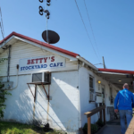 This Tennessee Restaurant Proves The Best Country Cooking Still Comes From Mom-And-Pop Kitchens