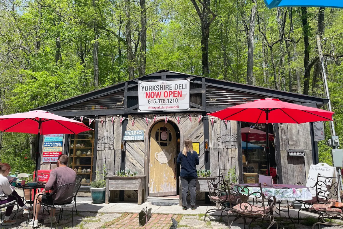 This Tiny Tennessee Deli Is a Charming Little Slice of the British Countryside