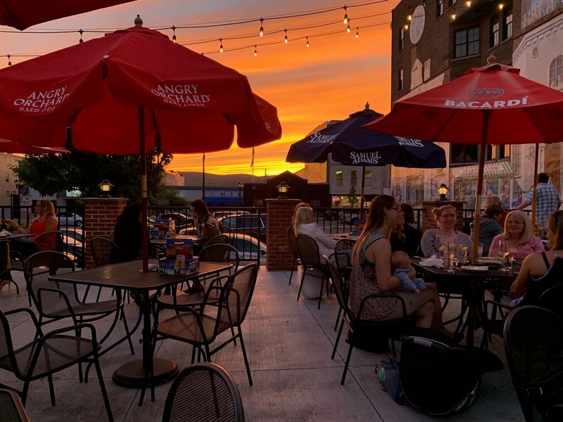 Tomato Bar & Bistro, Pittston Tomato Bar & Bistro, Pittston