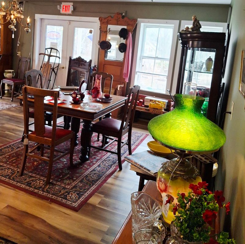 TreeHouse Antiques of Cape May - Cape May
