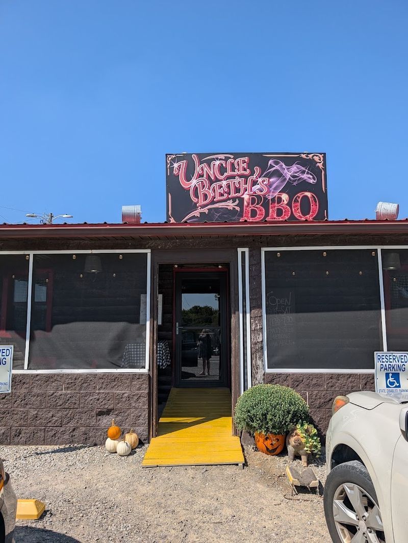 Uncle Beth’s BBQ, North Lewisburg Uncle Beth’s BBQ, North Lewisburg