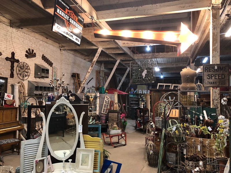 Unique Decorative Items and Antiques Unique Decorative Items and Antiques