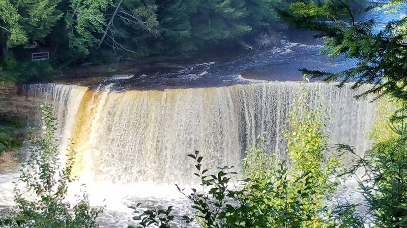 Upper Peninsula Waterfall Tour from Munising – Munising, Alger County