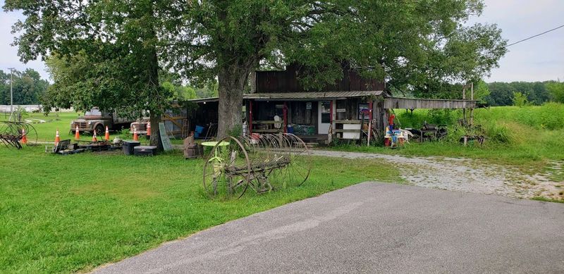 Use It As A Starting Point For Exploring Amish Country Backroads