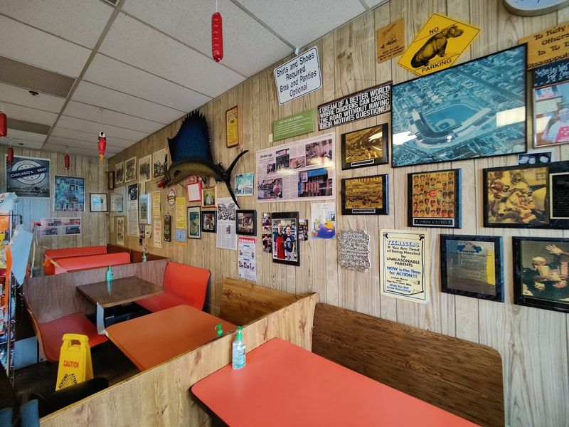 Burt's Deli (Libertyville)