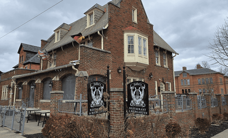 Valter’s at the Maennerchor, Columbus