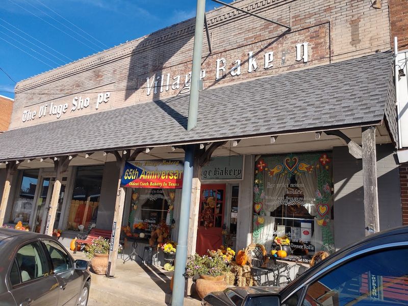 Village Bakery (West) Village Bakery (West)