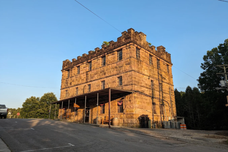 Visitors Tour This Tennessee Jail Museum By Day But Think Twice After Dark