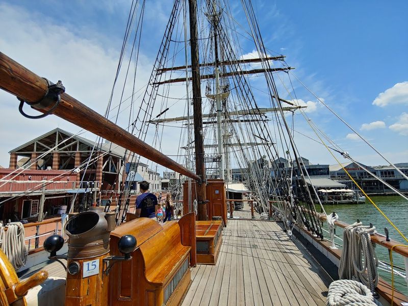 Watch Volunteers Keep a 147-Year-Old Ship Sailing Watch Volunteers Keep a 147-Year-Old Ship Sailing