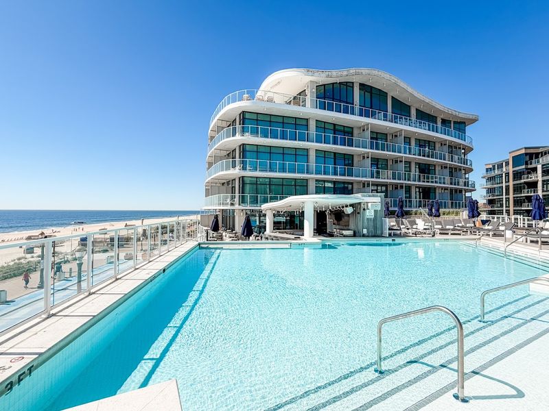 Wave Resort Pool - Long Branch Wave Resort Pool - Long Branch