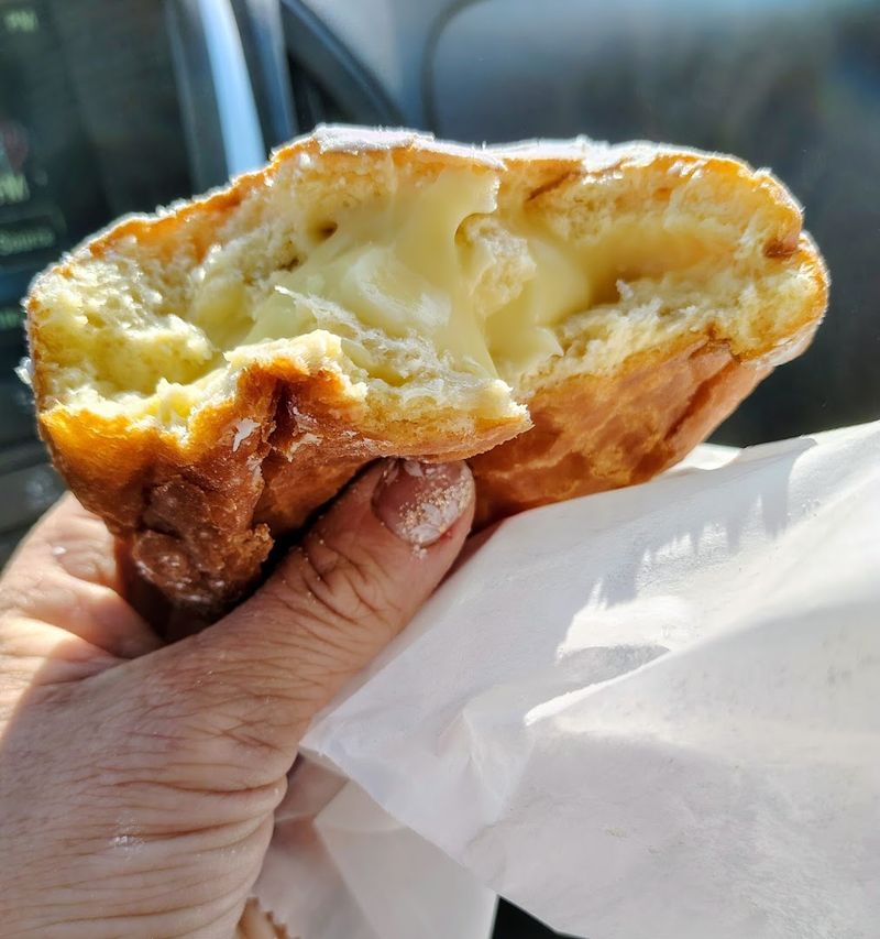 What Sets Donna's Apart From Every Other Michigan Donut Shop What Sets Donna's Apart From Every Other Michigan Donut Shop