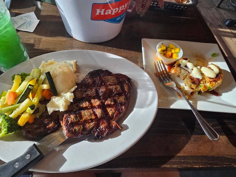 What the Menu Gets Right What the Menu Gets Right