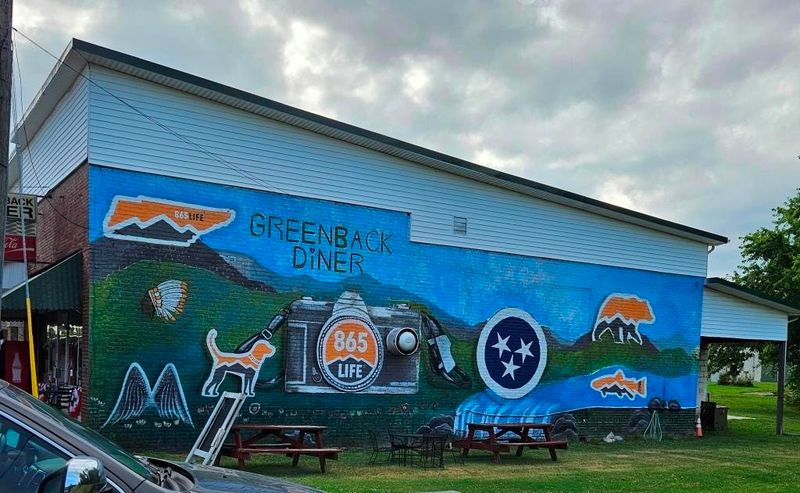 What to Know Before Visiting This Nostalgic Tennessee Gem