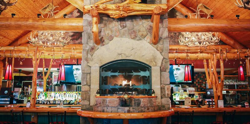 Where Wild-Game Burgers Meet Wood-Fired Pizza