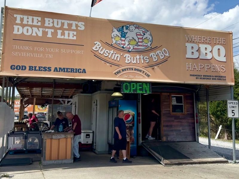 Why This Sevierville BBQ Stand Is Worth Pulling Over For