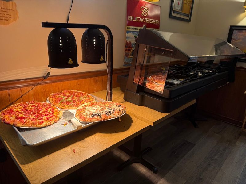 Why the Pizza Buffet Has a Following
