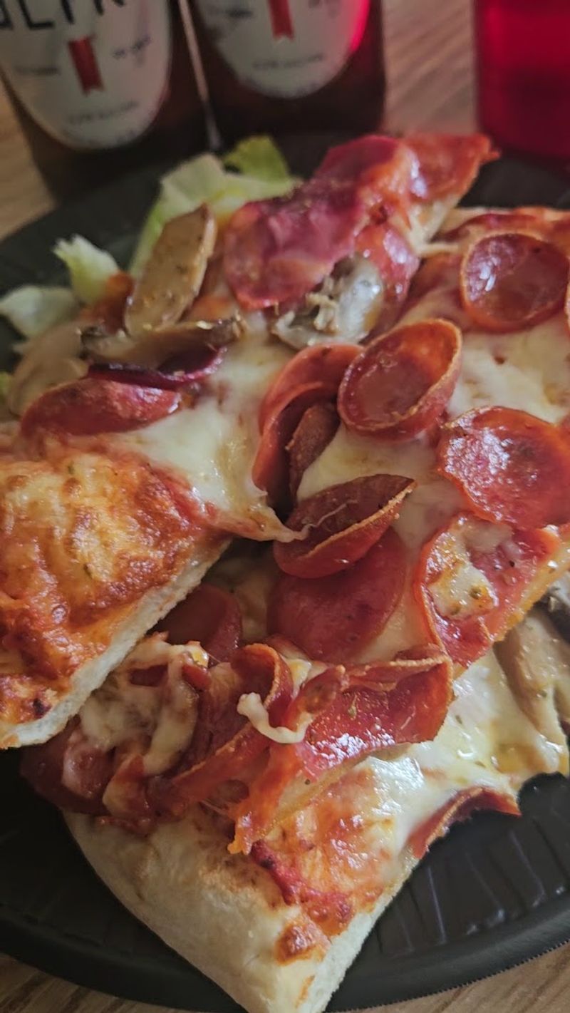 Why the pizza keeps people coming back