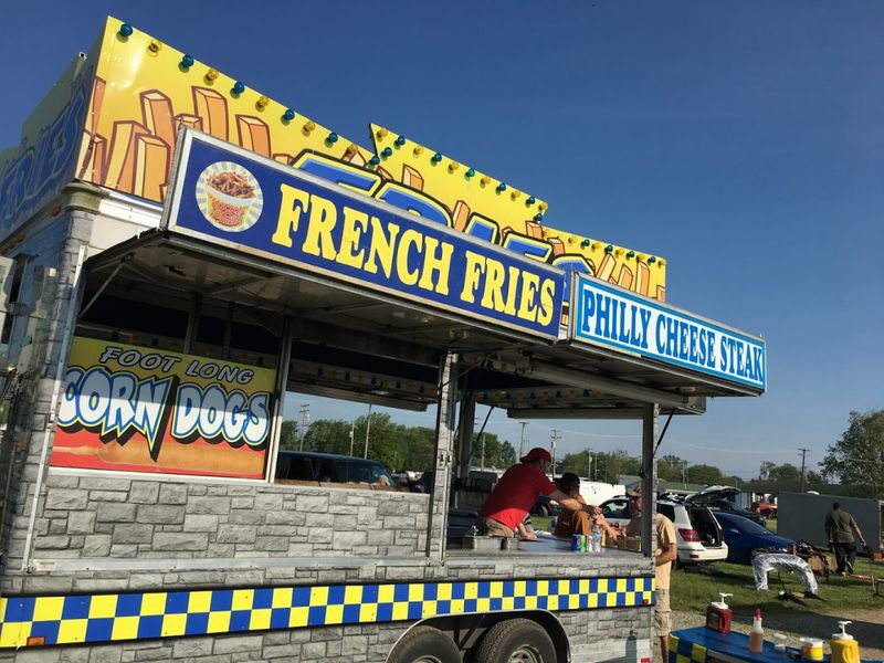 Why the real-flea-market feel is the point Why the real-flea-market feel is the point