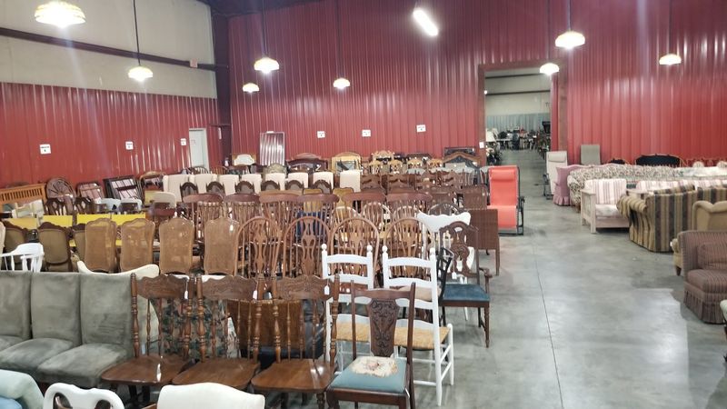 Why the size of the store keeps people browsing Why the size of the store keeps people browsing