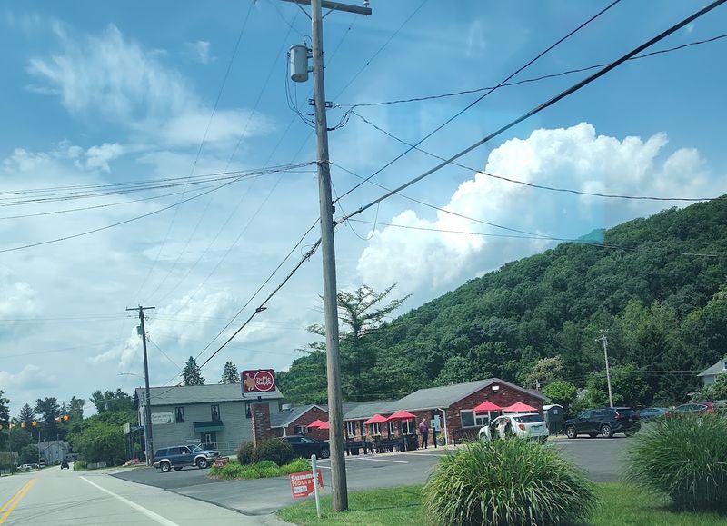 Why this stop feels like the best part of the drive Why this stop feels like the best part of the drive