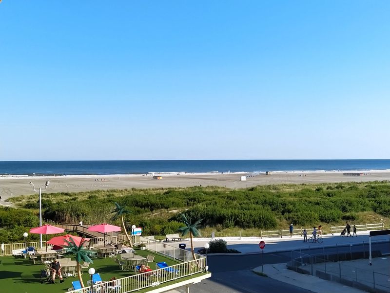 Wide Free Beaches Leave Plenty of Room to Enjoy the Jersey Shore