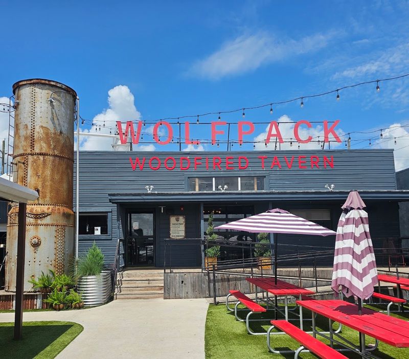 Wolf Pack Woodfired Tavern (Sealy) Wolf Pack Woodfired Tavern (Sealy)