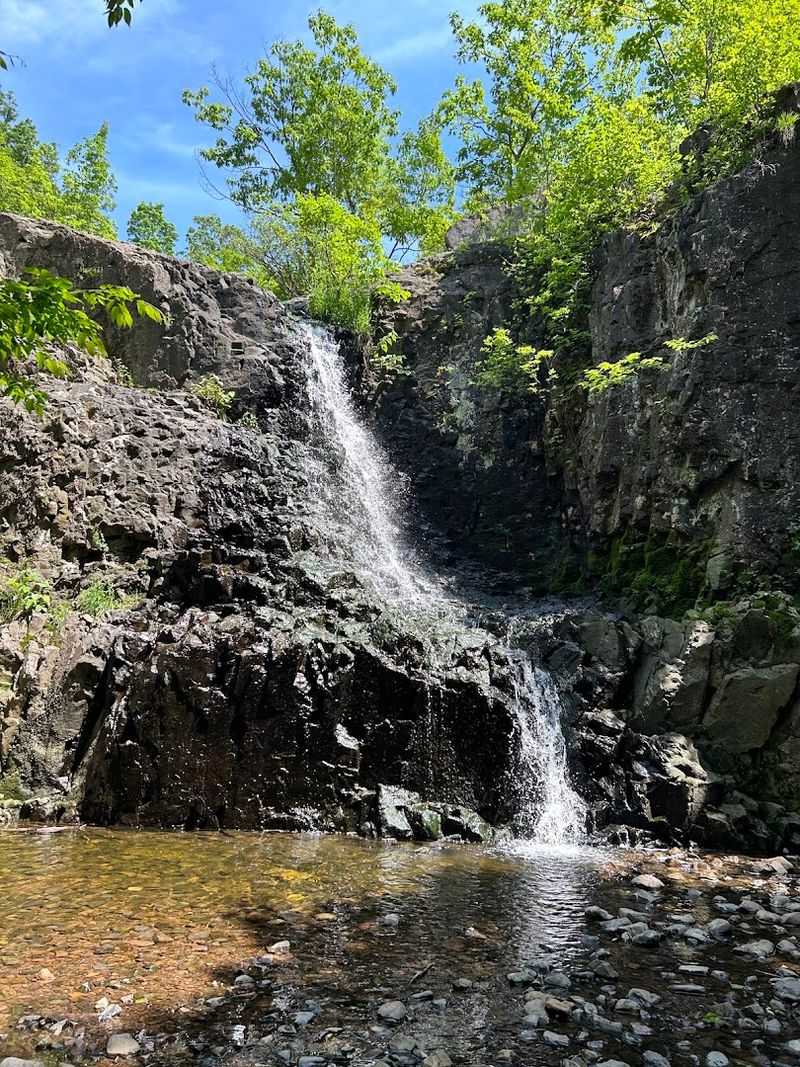 Wooded Trails and Hemlock Falls Turn an Easy Day Out Into a Real Expedition Wooded Trails and Hemlock Falls Turn an Easy Day Out Into a Real Expedition
