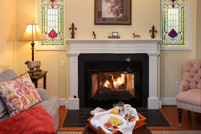 Woolverton Inn — Stockton