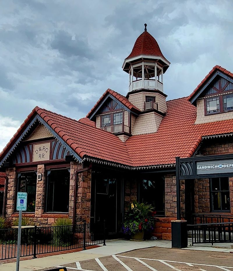 Why This Old Depot Stands Out in a Crowded Burger City