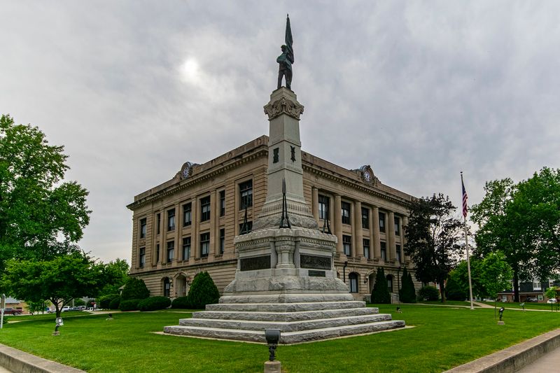 Carroll County Courthouse (Delphi)
