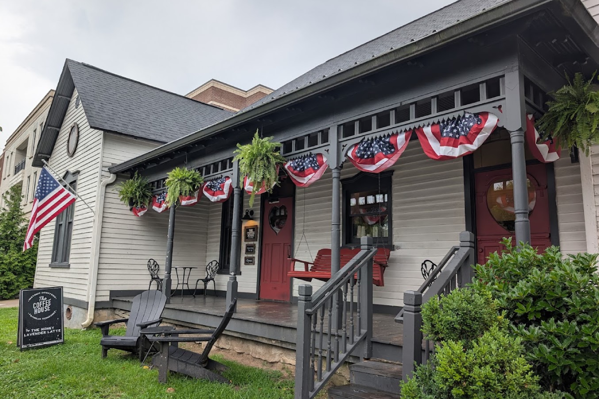 You'll Fall in Love With the Cozy Atmosphere at This Charming Tennessee Café