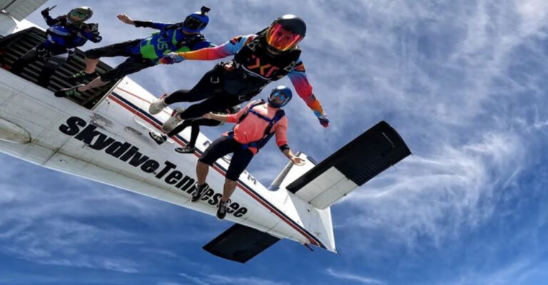 Adrenaline Meets Beautiful Tennessee Countryside At This 14,000-Foot Skydiving Adventure