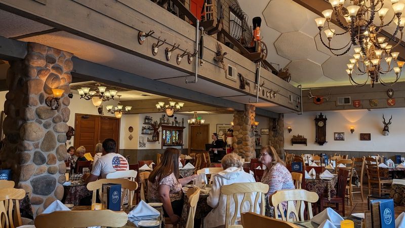 How to Time Your Visit for the Best Edelweiss Experience