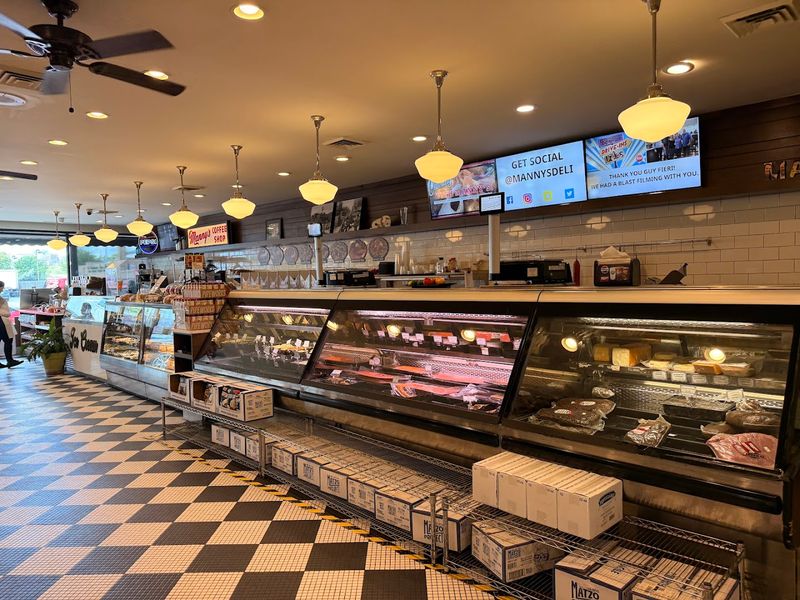 Manny's Cafeteria & Delicatessen (Chicago) Manny's Cafeteria & Delicatessen (Chicago)