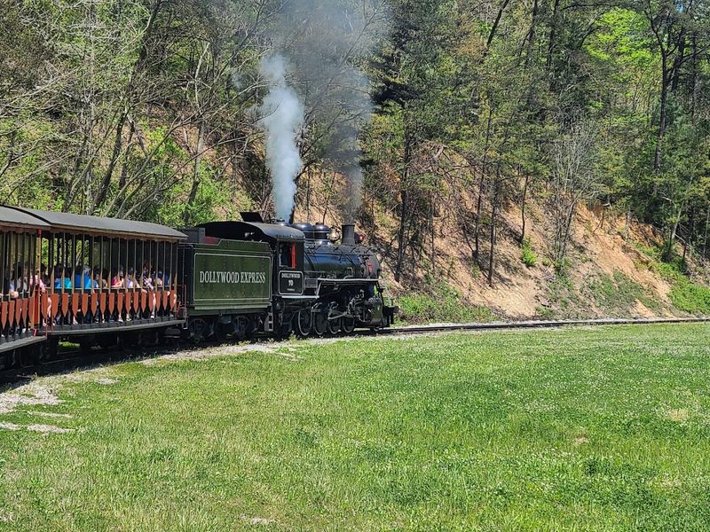 Dollywood Express Dollywood Express