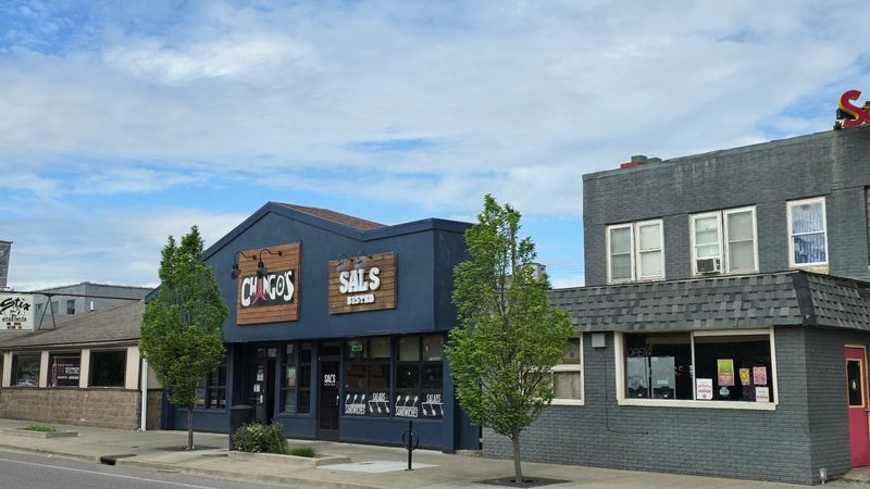 Sal's Bistro (Carbondale) Sal's Bistro (Carbondale)