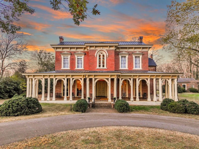 Oaklands Mansion – Murfreesboro