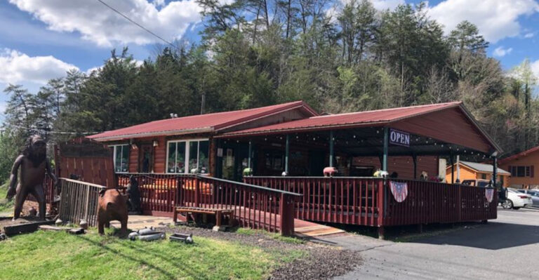 Behind Modest Roadside Signs, These 8 Tennessee BBQ Spots Have Built Legendary Reputations