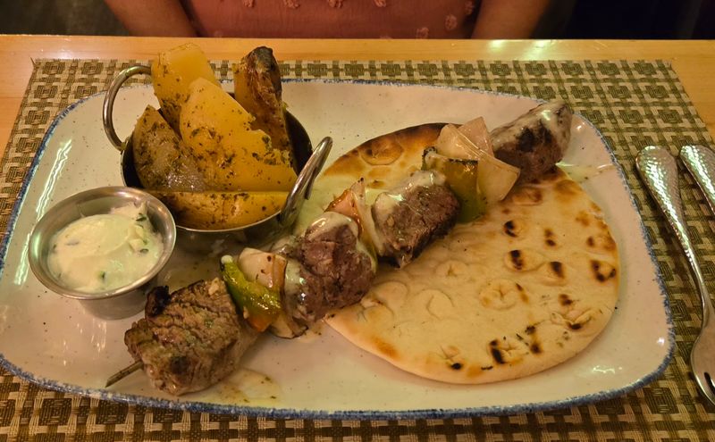 Nisi Greek Taverna (Schererville) Nisi Greek Taverna (Schererville)