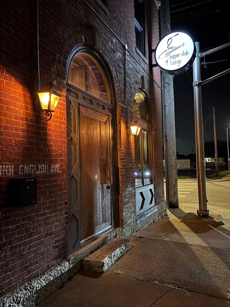 Geraldine's Supper Club & Lounge 