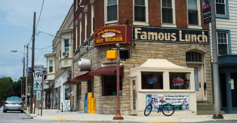 Craving a Chili Dog? These 9 Pennsylvania Restaurants Deliver Every Time