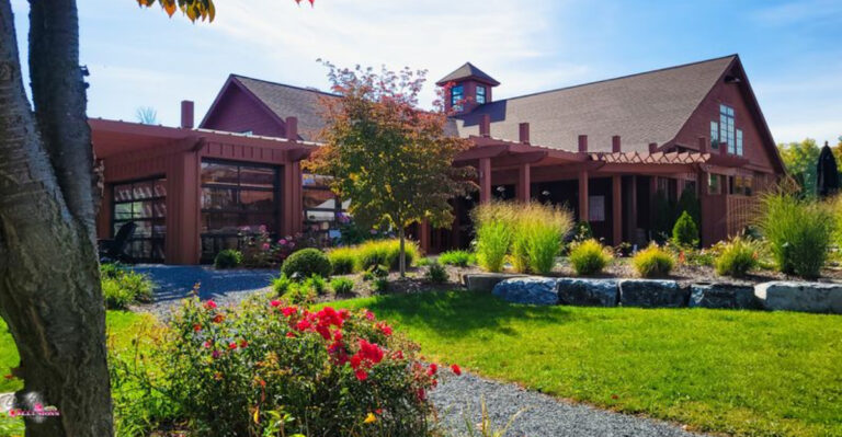 Few People Realize One Of New York’s Most Stunning Wineries Is Hiding Here