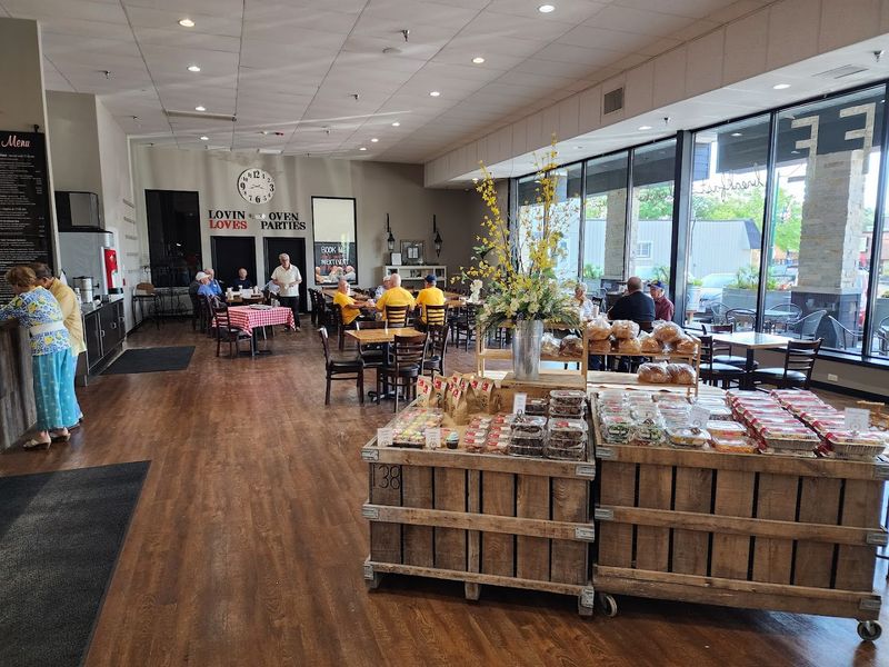 Where Cakes and Daily Bakery Life Share the Same Room Where Cakes and Daily Bakery Life Share the Same Room