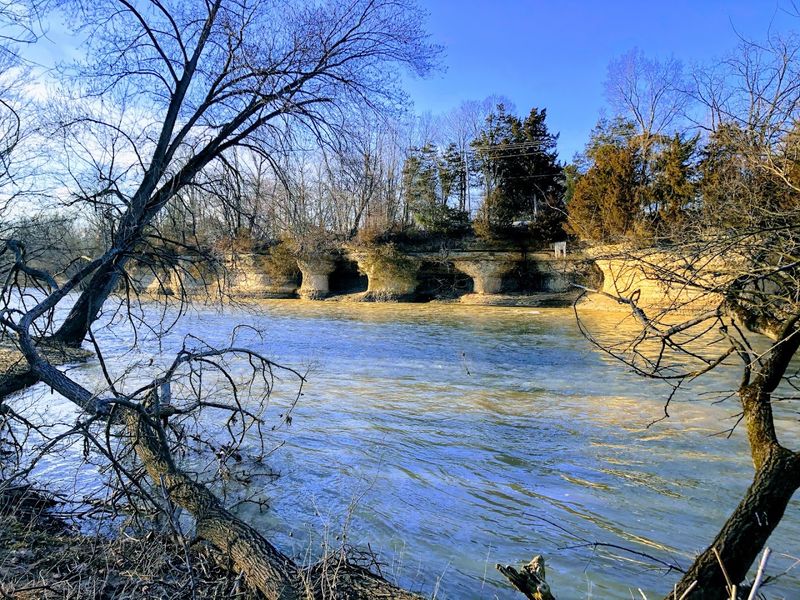 Seven Pillars of the Mississinewa (Peru) Seven Pillars of the Mississinewa (Peru)
