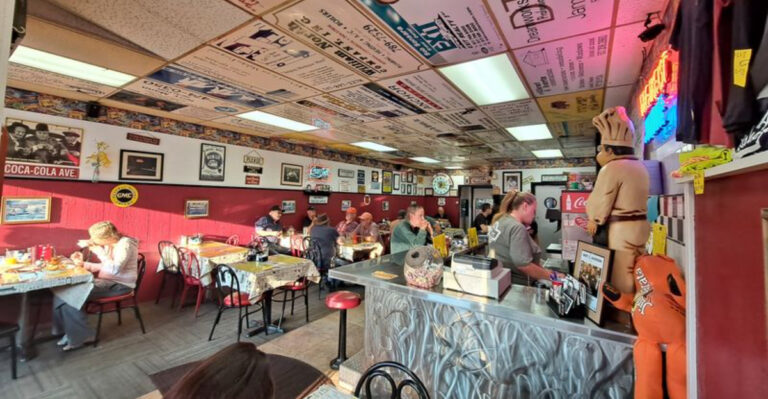 Generations Of Locals Have Made Memories At This Michigan Mom-And-Pop Restaurant