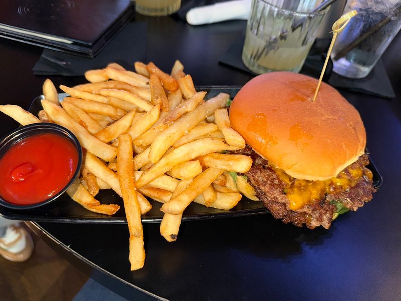 The Baron Burger That Converts Skeptics