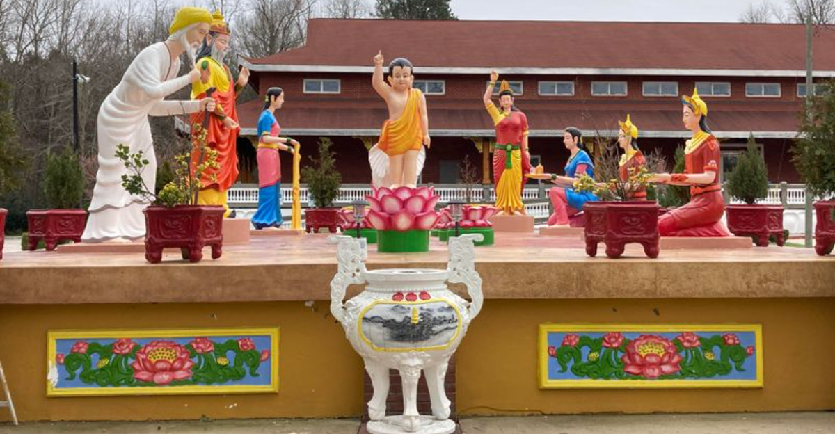 Hidden in North Carolina Is a Buddhist Temple With a Giant Sleeping Buddha