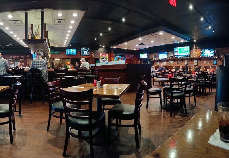 Indiana Tavern Energy Without the Chain-Restaurant Numbness