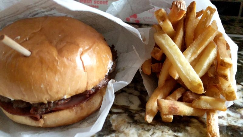 What to Order for the Fullest Bob's Atomic Burgers Experience What to Order for the Fullest Bob's Atomic Burgers Experience