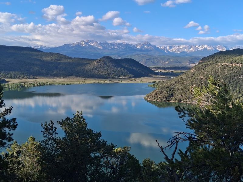 How to See Ridgway Best: Slow Loops, Side Streets, Golden Light